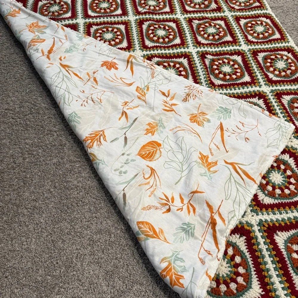 Granny Sand Dollar Square vintage afghan blanket handmade lined
